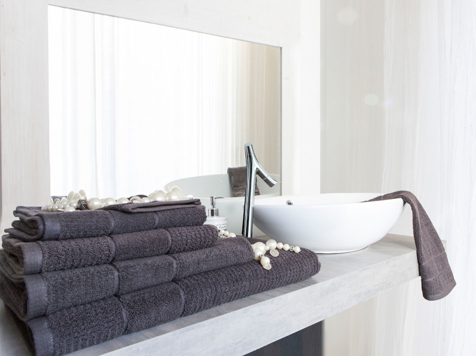Hamam-Dark gull grey